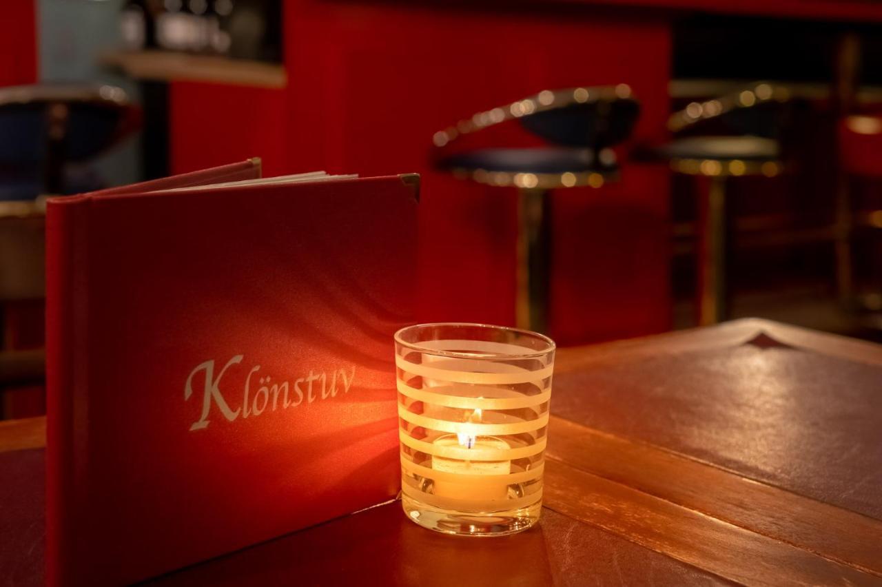 Nordsee-Hotel Hinrichsen ฮูซุม ภายนอก รูปภาพ