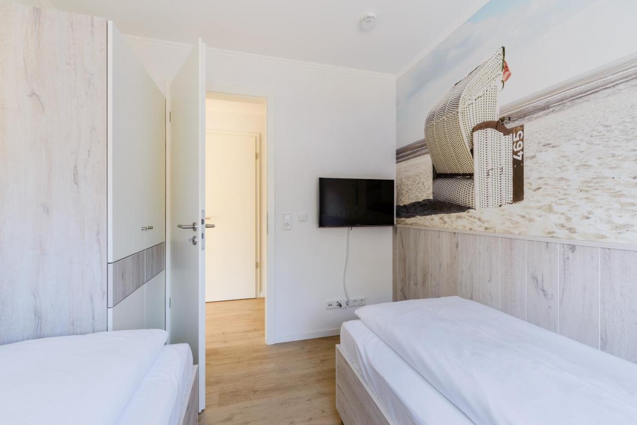 Nordsee-Hotel Hinrichsen ฮูซุม ภายนอก รูปภาพ