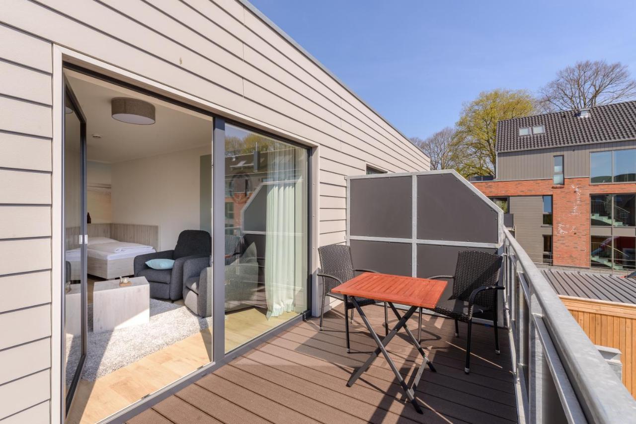 Nordsee-Hotel Hinrichsen ฮูซุม ภายนอก รูปภาพ